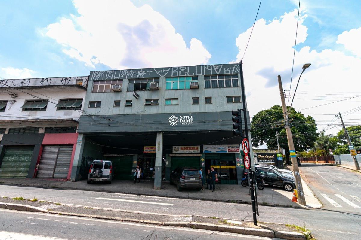 Galpão, Cinquentenário, 0 Quarto, 12 Vagas