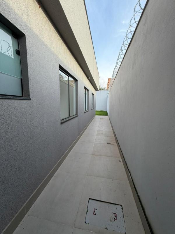 Casa, Novo Centro, 3 Quartos, 2 Vagas, 1 Suíte