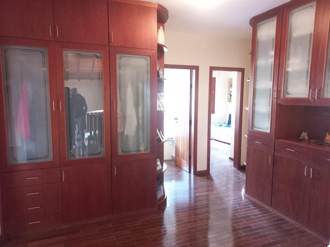 Casa, Itapoã, 4 Quartos, 6 Vagas, 1 Suíte