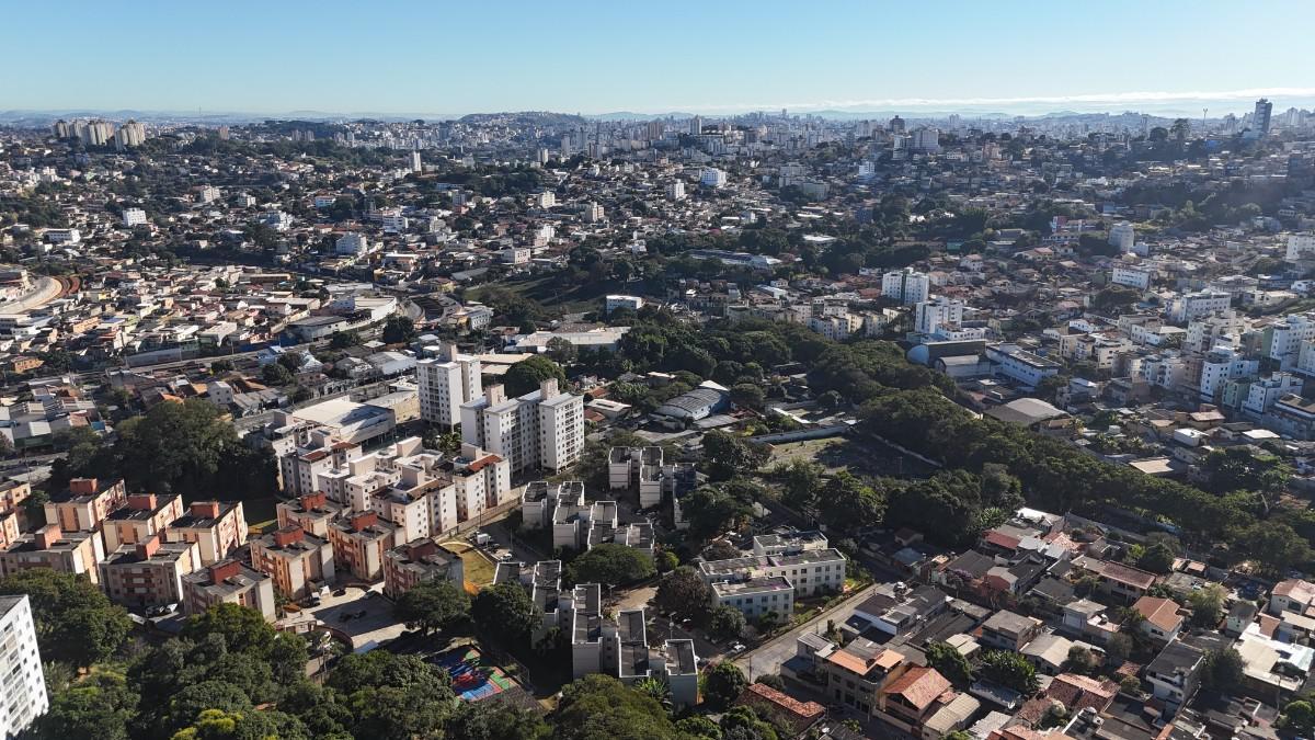 Lote, Cinquentenário, 0 Quarto, 0 Vaga