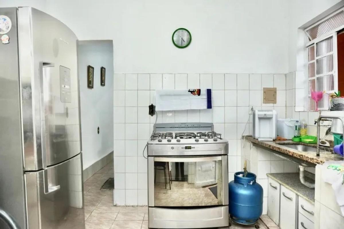 Casa, Santa Cruz, 3 Quartos, 0 Vaga, 1 Suíte
