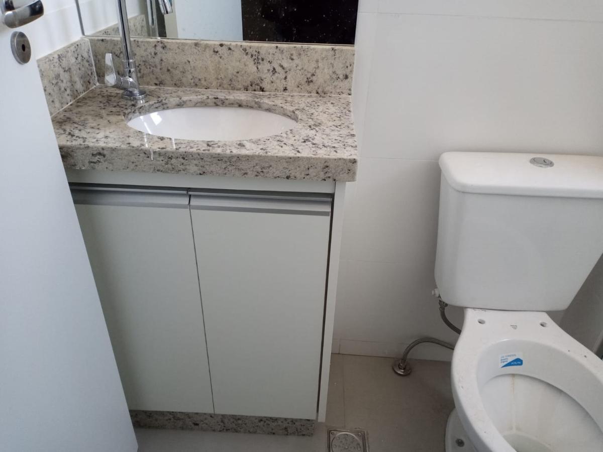 Apartamento, Floresta, 1 Quarto, 0 Vaga