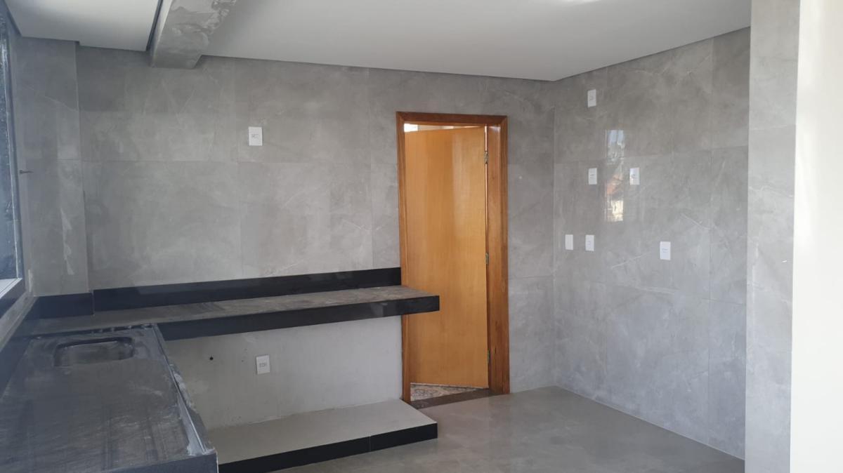 Cobertura, Santa Rosa, 4 Quartos, 4 Vagas, 4 Suítes