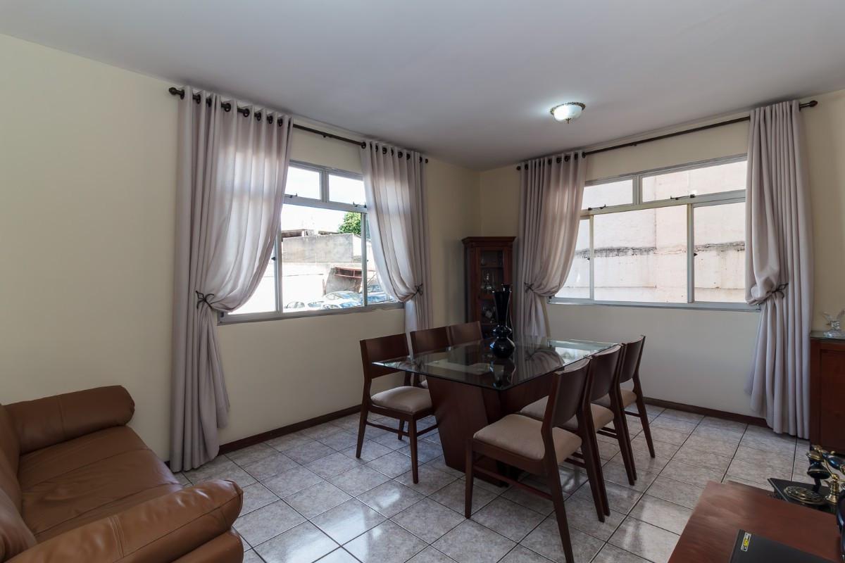 Apartamento, Floresta, 2 Quartos, 1 Vaga, 1 Suíte
