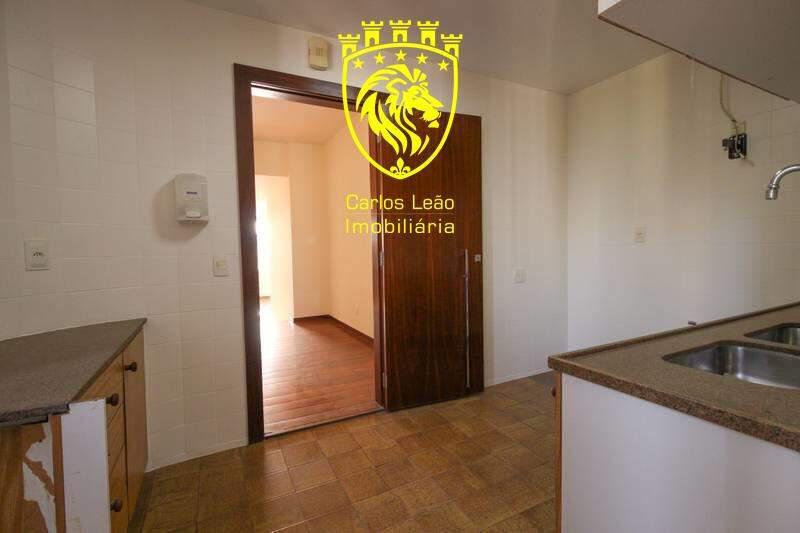 Apartamento, Funcionários, 4 Quartos, 2 Vagas, 1 Suíte