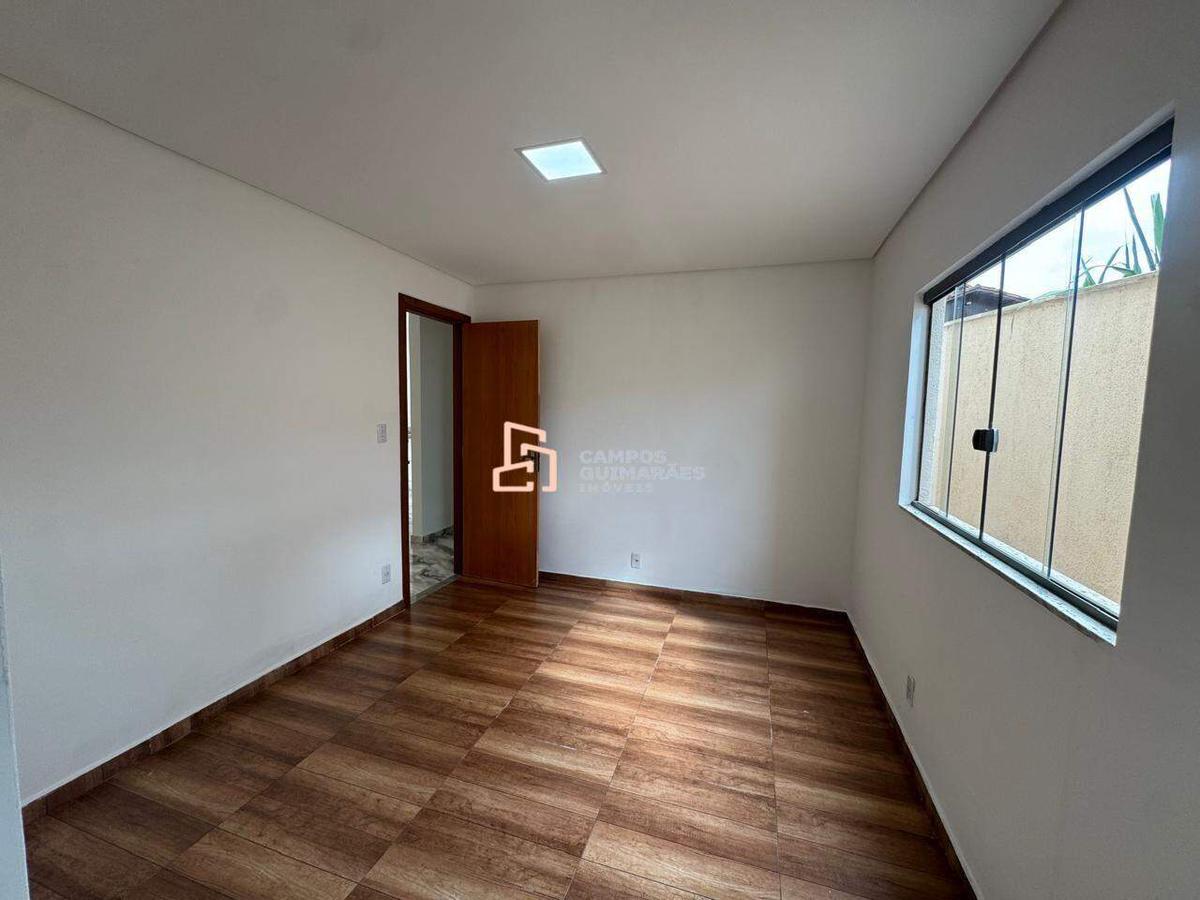 Casa, Milionários, 3 Quartos, 7 Vagas, 1 Suíte