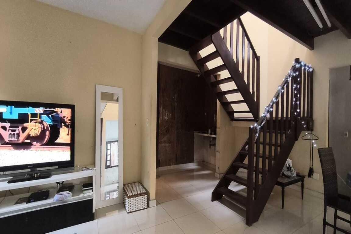 Casa, Santa Lúcia, 6 Quartos, 3 Vagas, 1 Suíte