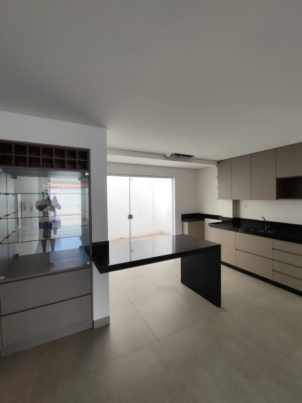 Apartamento, Castelo, 4 Quartos, 2 Vagas, 1 Suíte