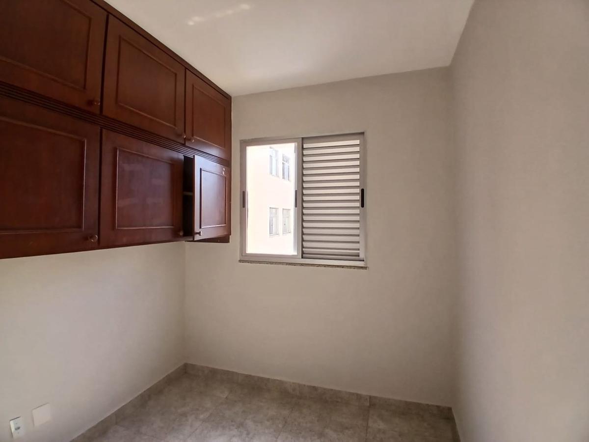 Apartamento, Estoril, 3 Quartos, 1 Vaga