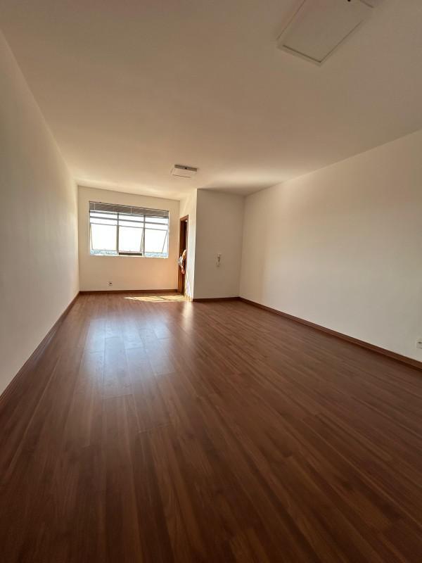 Sala, São José, 0 Quarto, 0 Vaga