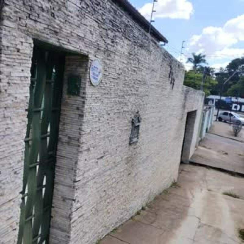 Casa Comercial, Calafate, 4 Quartos, 4 Vagas, 2 Suítes