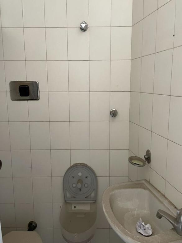 Sala, Funcionários