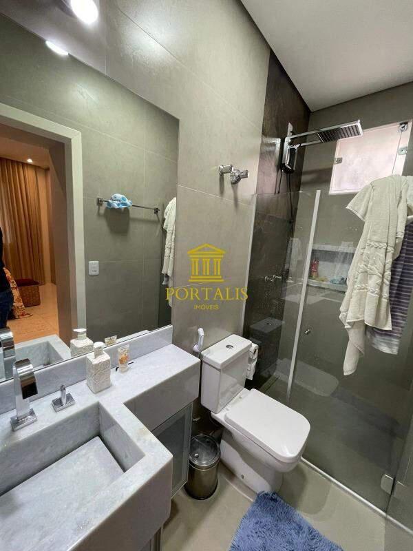 Casa, Graça, 3 Quartos, 2 Vagas, 1 Suíte