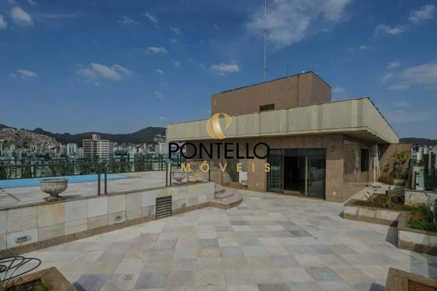 Cobertura, Funcionários, 5 Quartos, 4 Vagas, 4 Suítes