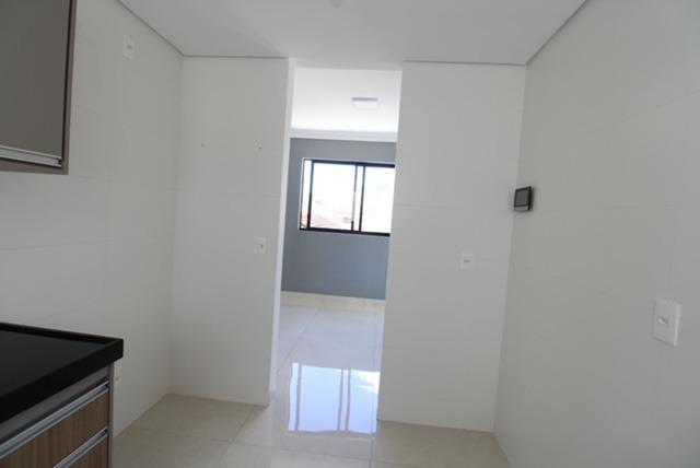 Apartamento, Floresta, 2 Quartos, 2 Vagas, 2 Suítes