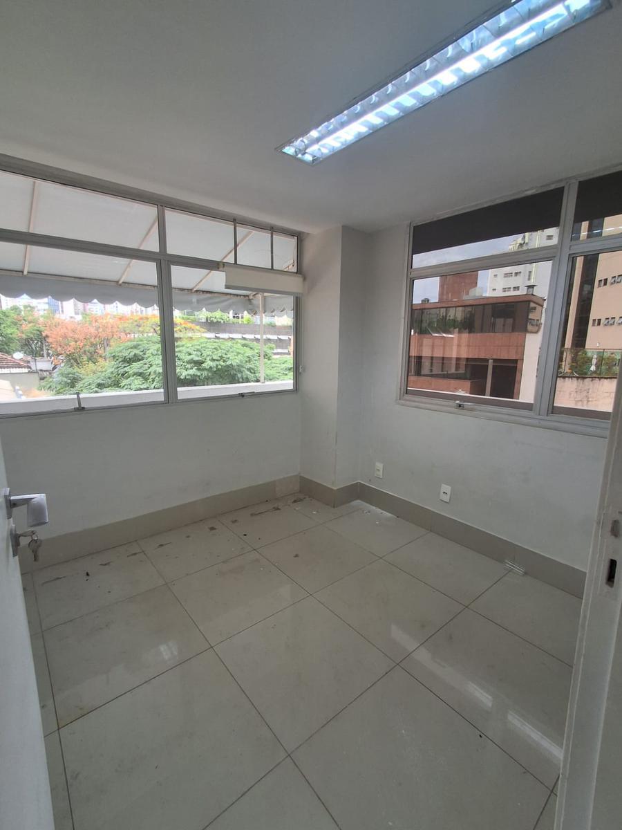 Sala, Savassi, 0 Quarto, 0 Vaga