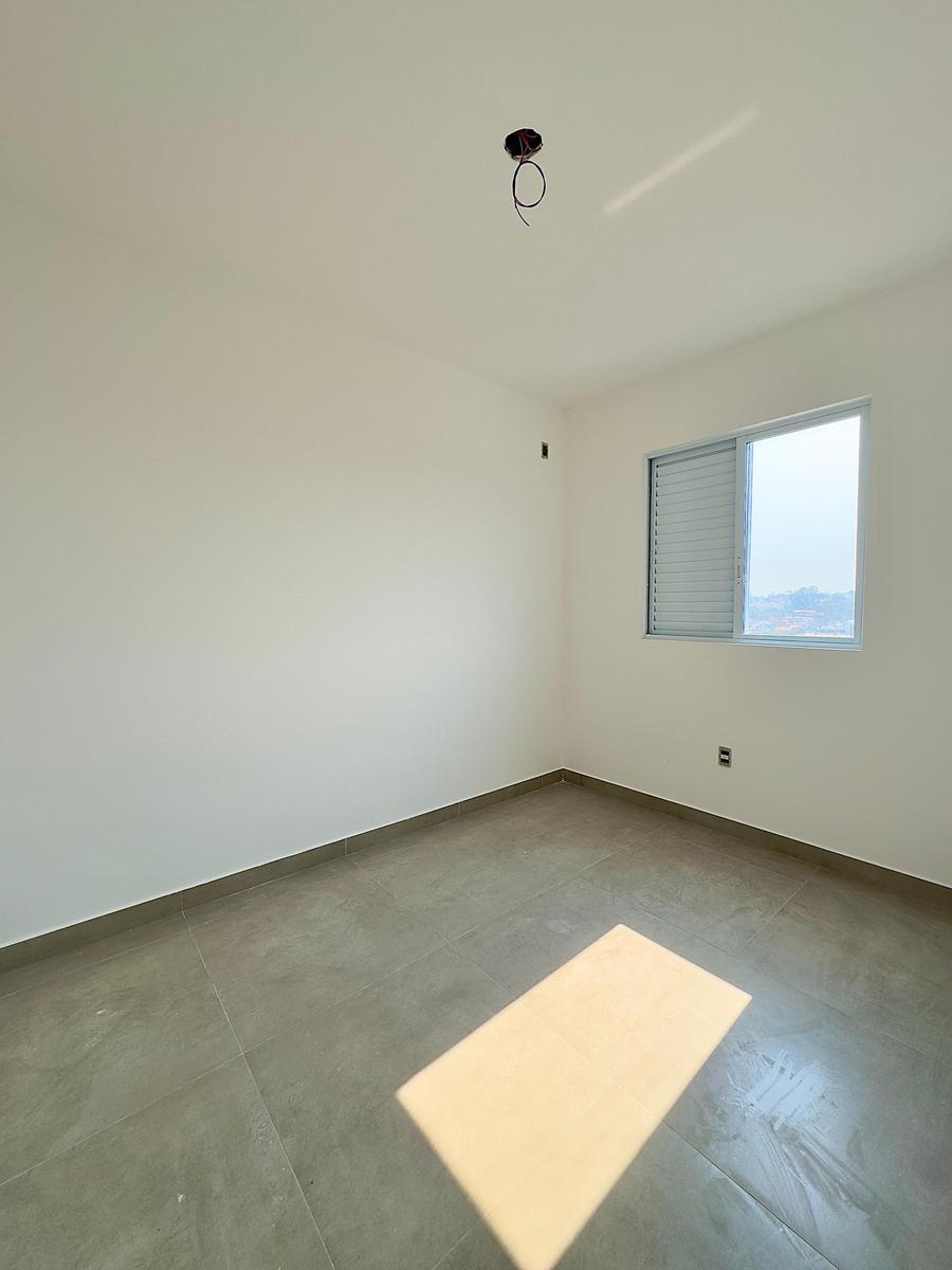 Cobertura, Santa Terezinha, 2 Quartos, 2 Vagas