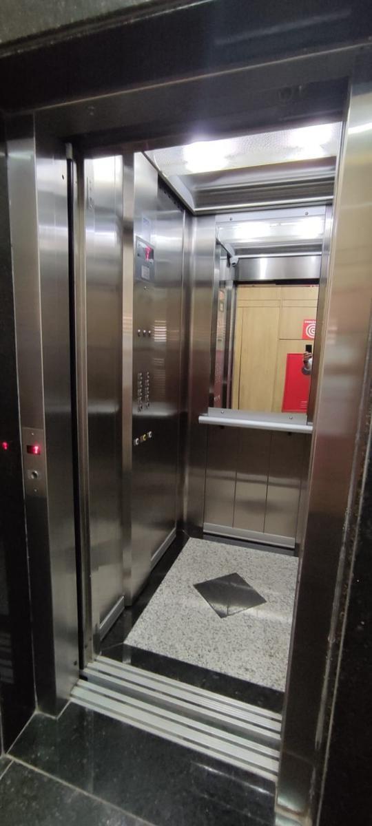 Apartamento, Serrano, 3 Quartos, 2 Vagas, 1 Suíte