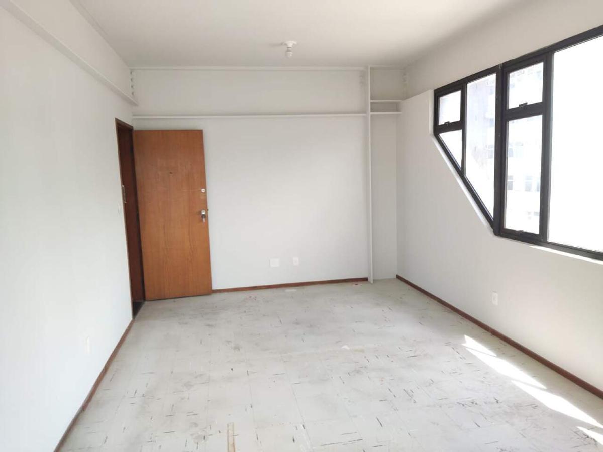 Sala, Santa Efigênia