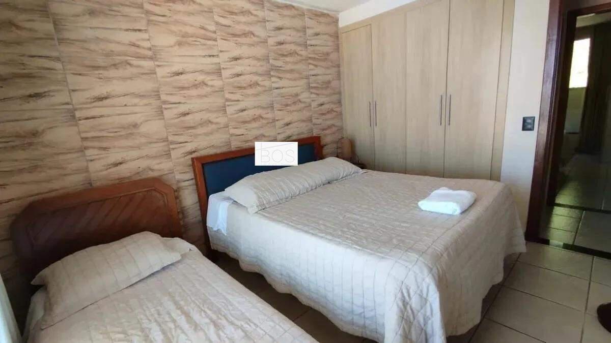 Casa, Belvedere, 7 Quartos, 0 Vaga, 3 Suítes