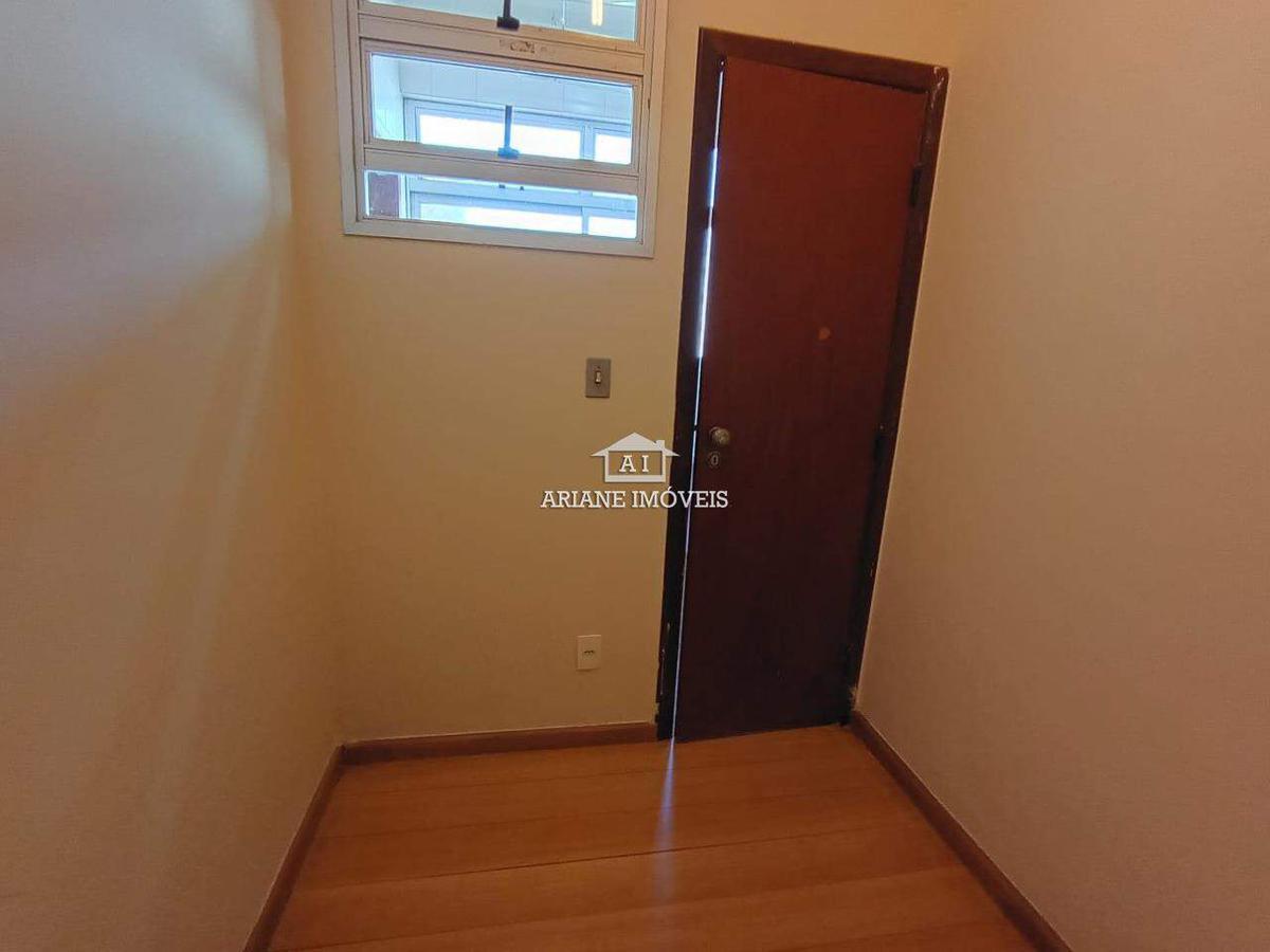 Apartamento, Estoril, 3 Quartos, 2 Vagas, 1 Suíte