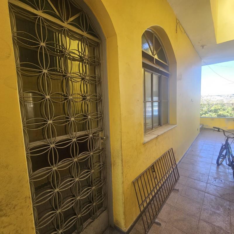 Casa Comercial, Nova Cintra, 5 Quartos, 2 Vagas, 1 Suíte