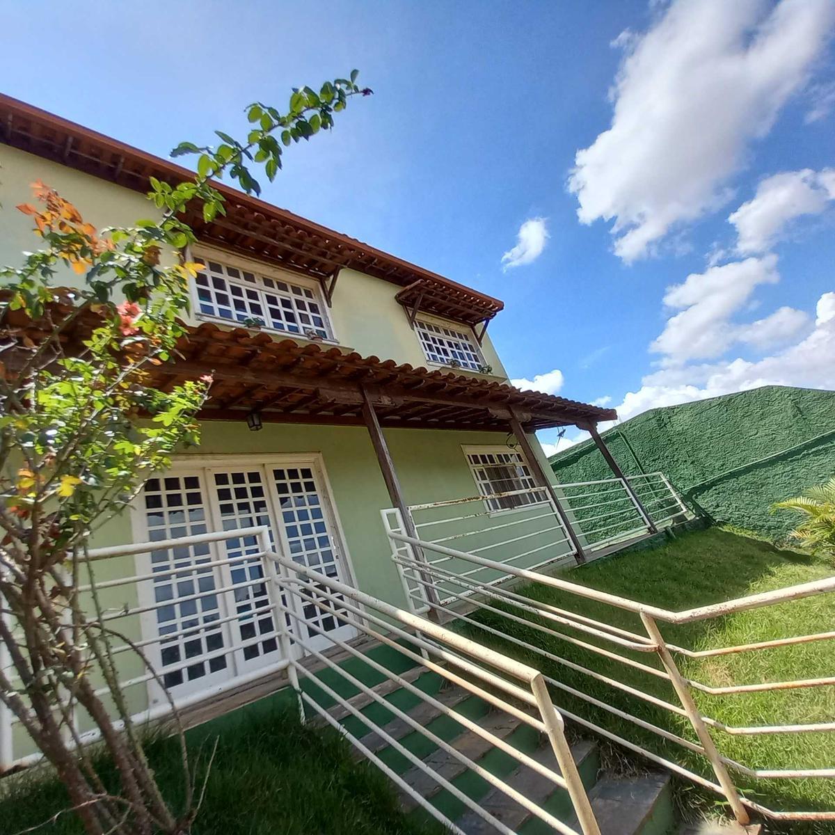 Casa, Santa Terezinha, 3 Quartos, 2 Vagas, 1 Suíte