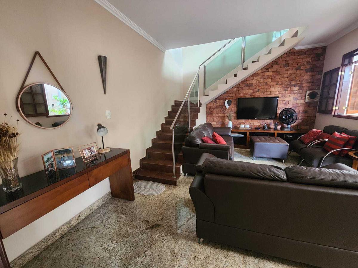 Casa, Coqueiros, 3 Quartos, 3 Vagas, 1 Suíte