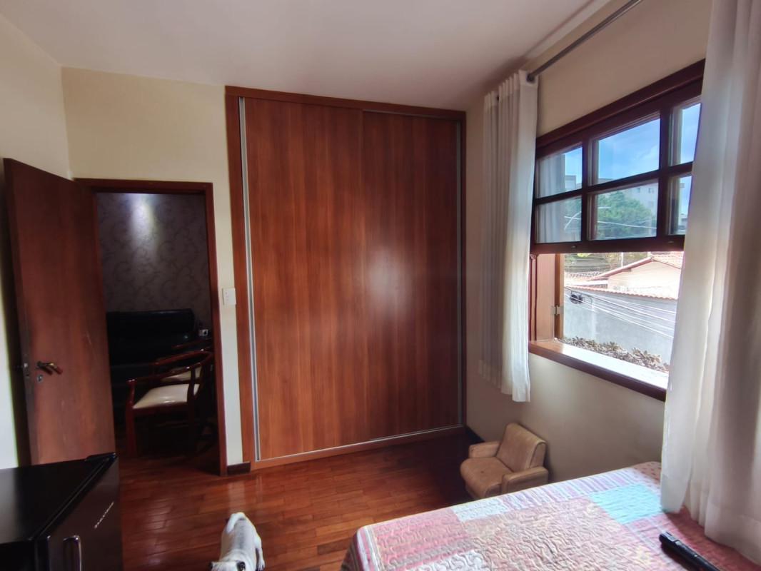 Casa, Alto Caiçaras, 4 Quartos, 3 Vagas, 1 Suíte