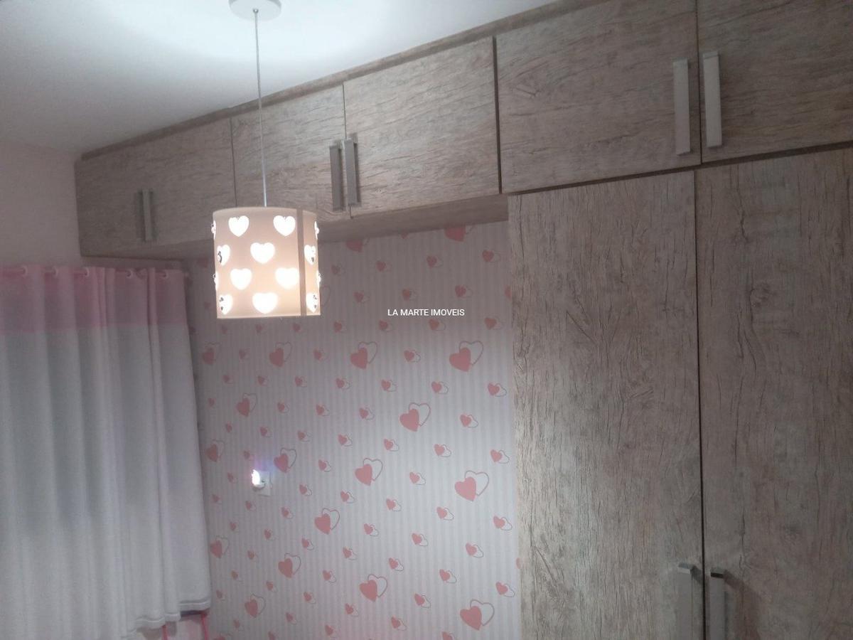 Casa, Industrial, 4 Quartos, 2 Vagas, 1 Suíte