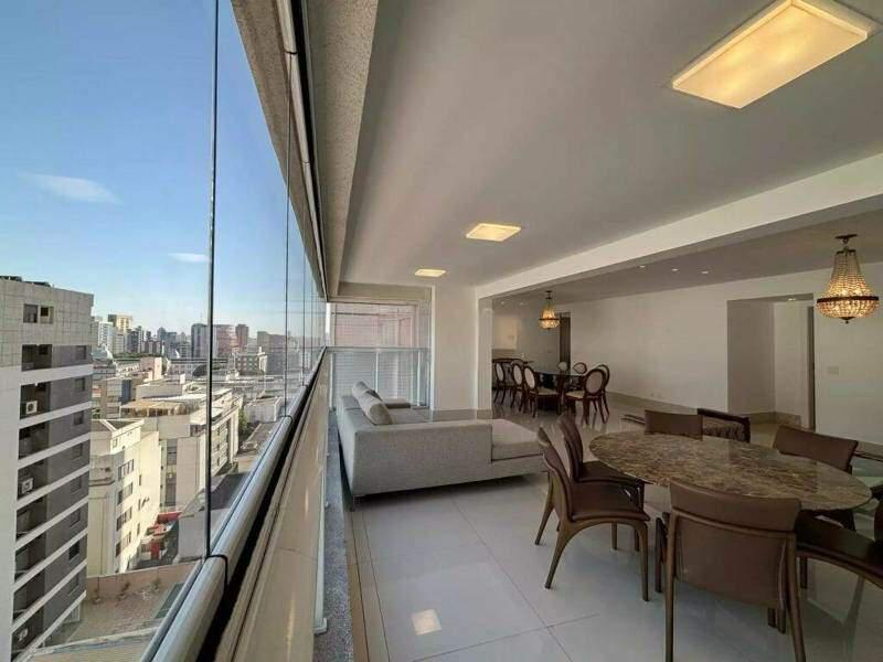 Apartamento, Funcionários, 4 Quartos, 4 Vagas, 2 Suítes