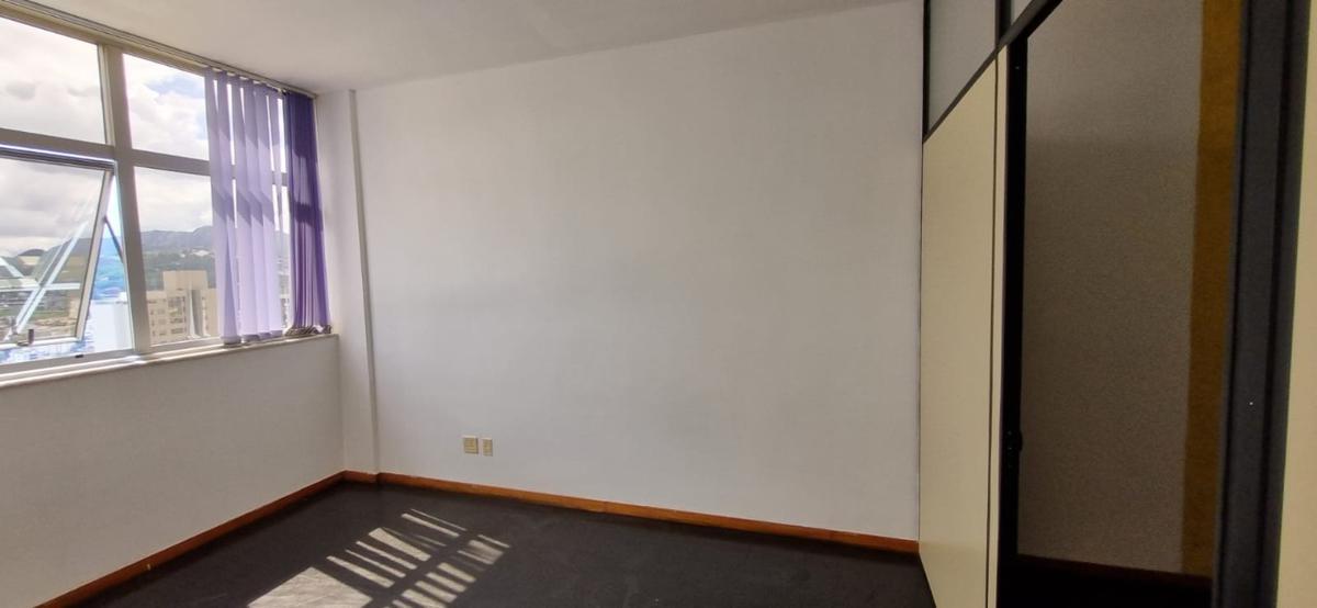 Sala, São Bento, 0 Quarto, 0 Vaga