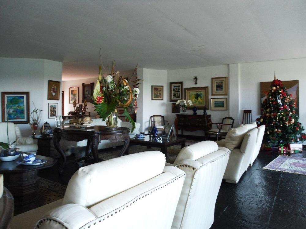 Casa, São Luiz (pampulha), 5 Quartos, 8 Vagas, 1 Suíte