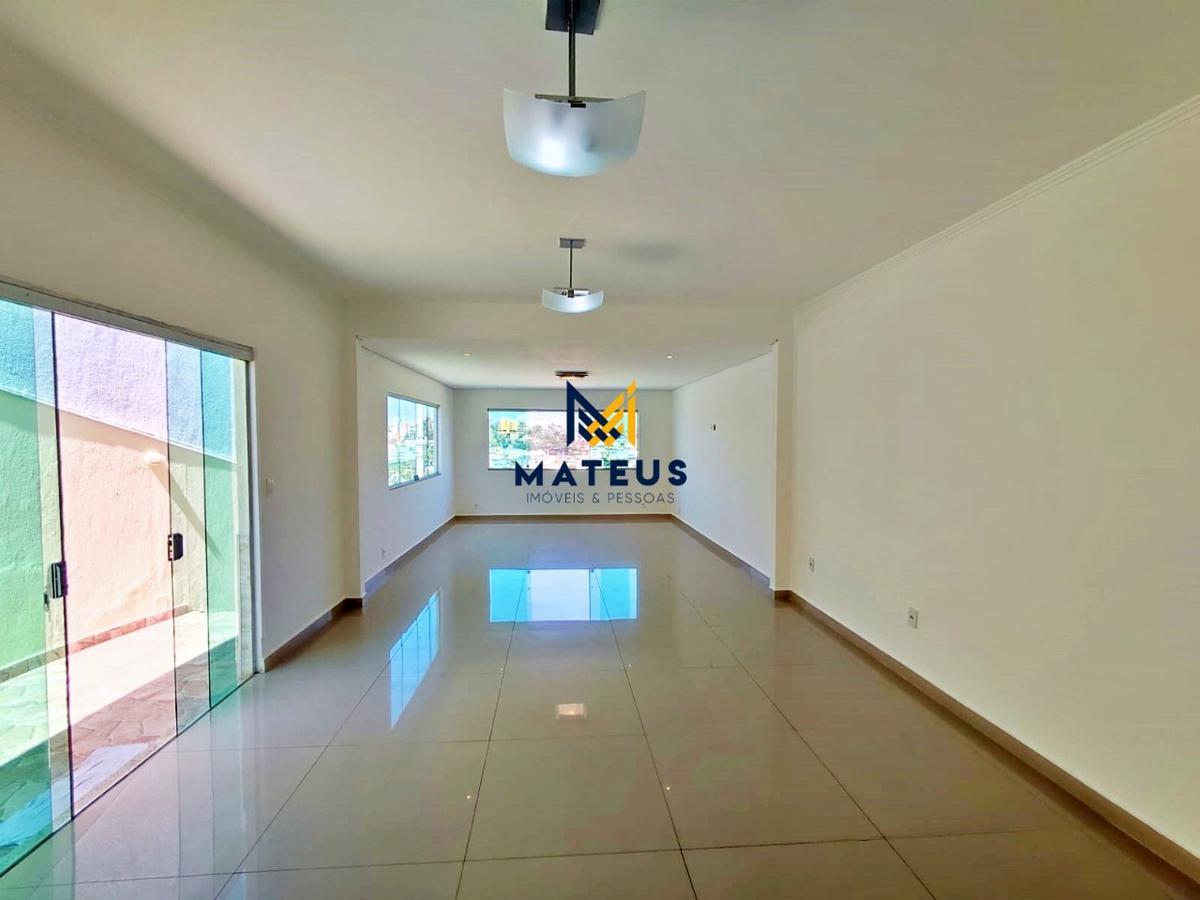 Casa, Havaí, 4 Quartos, 3 Vagas, 2 Suítes