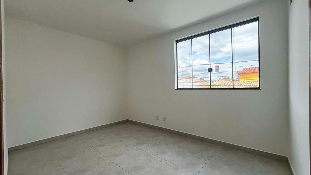 Casa, Candelária, 3 Quartos, 0 Vaga, 1 Suíte
