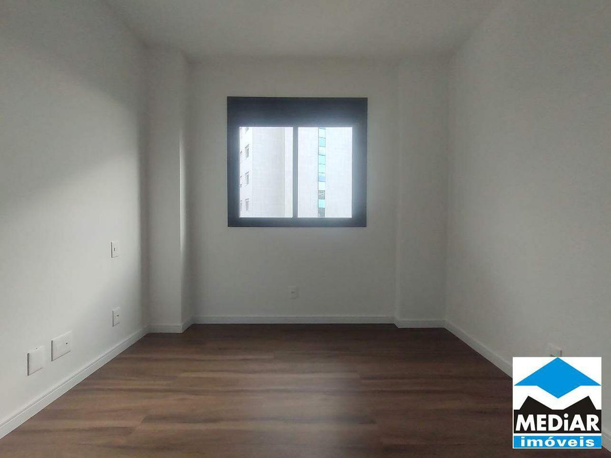 Apartamento, Serra, 4 Quartos, 4 Vagas, 3 Suítes