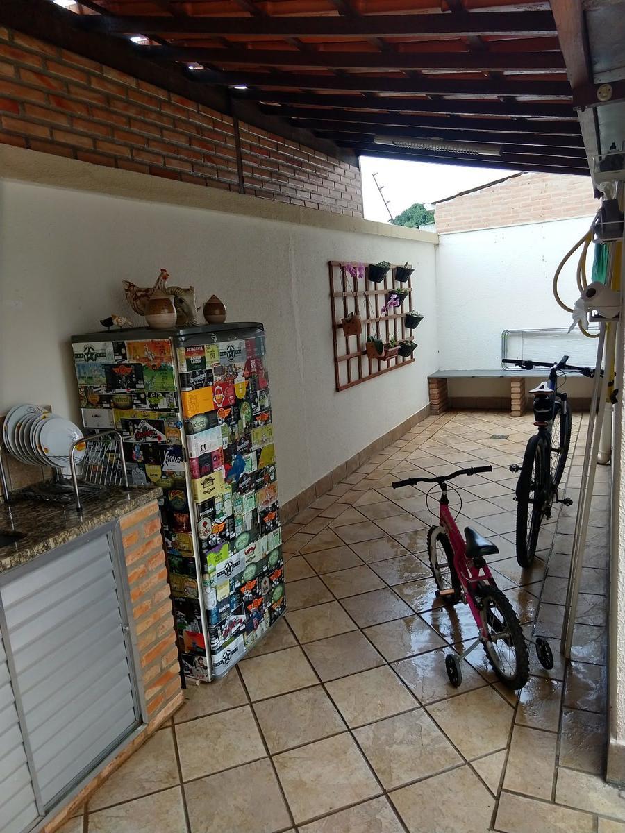 Apartamento, Sagrada Família, 3 Quartos, 2 Vagas, 1 Suíte