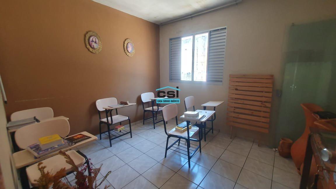Casa, Lagoinha, 6 Quartos, 0 Vaga, 2 Suítes