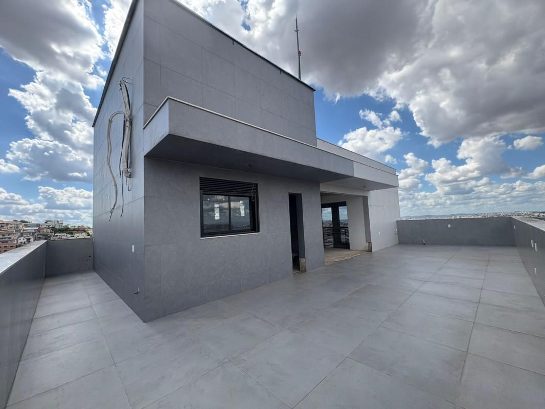 Cobertura, Barreiro, 4 Quartos, 4 Vagas, 2 Suítes