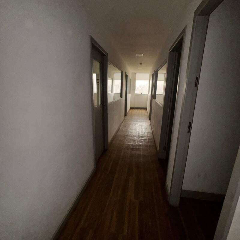 Andar, Estoril, 0 Quarto, 4 Vagas