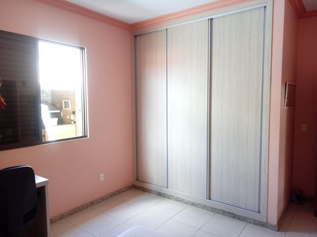 Casa, Itapoã, 4 Quartos, 2 Vagas, 1 Suíte