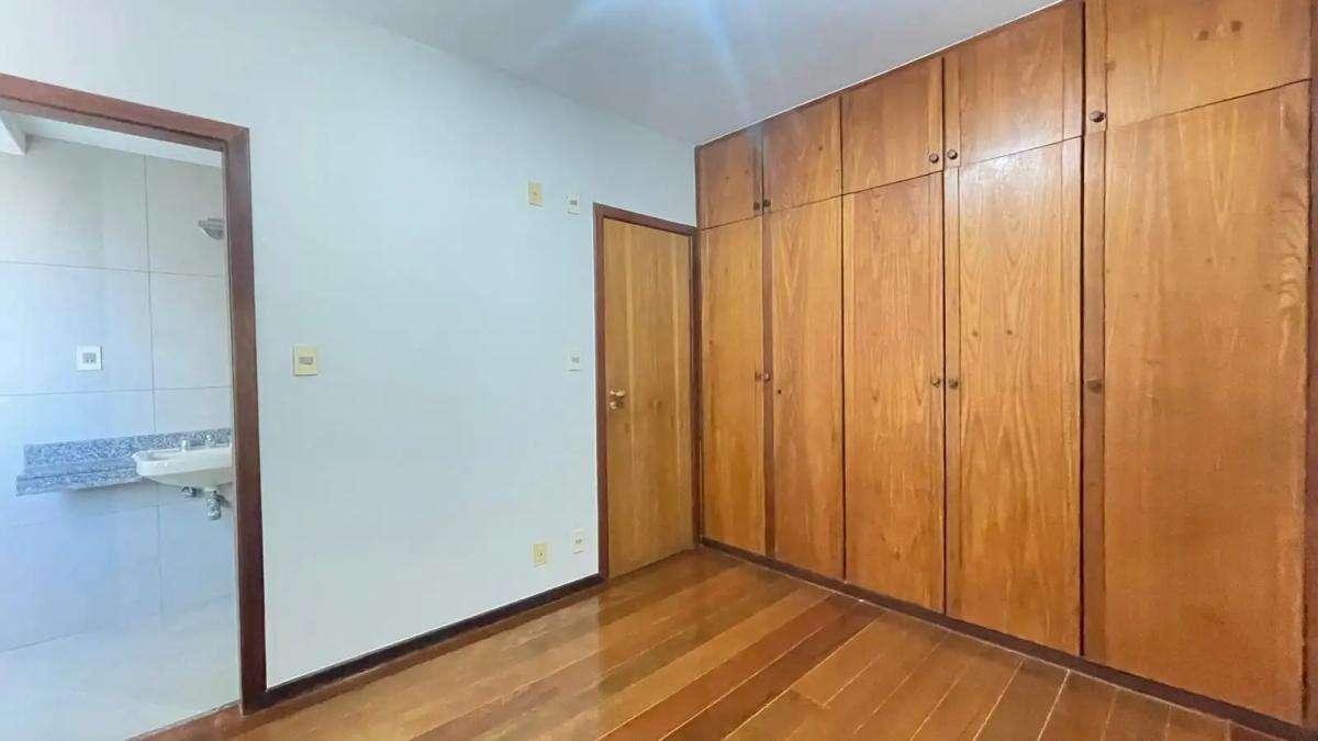 Apartamento, Funcionários, 3 Quartos, 2 Vagas, 1 Suíte