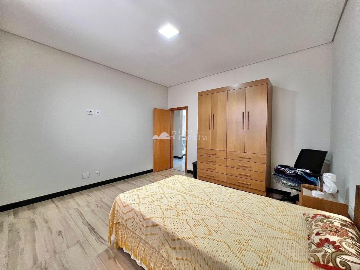 Casa, Céu Azul, 4 Quartos, 4 Vagas, 2 Suítes