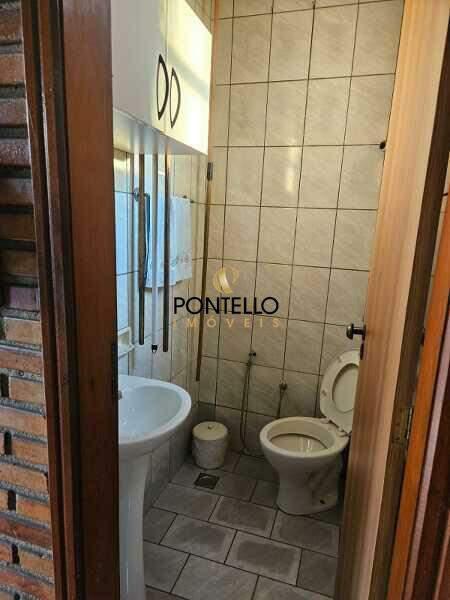 Casa, Castelo, 5 Quartos, 4 Vagas, 1 Suíte