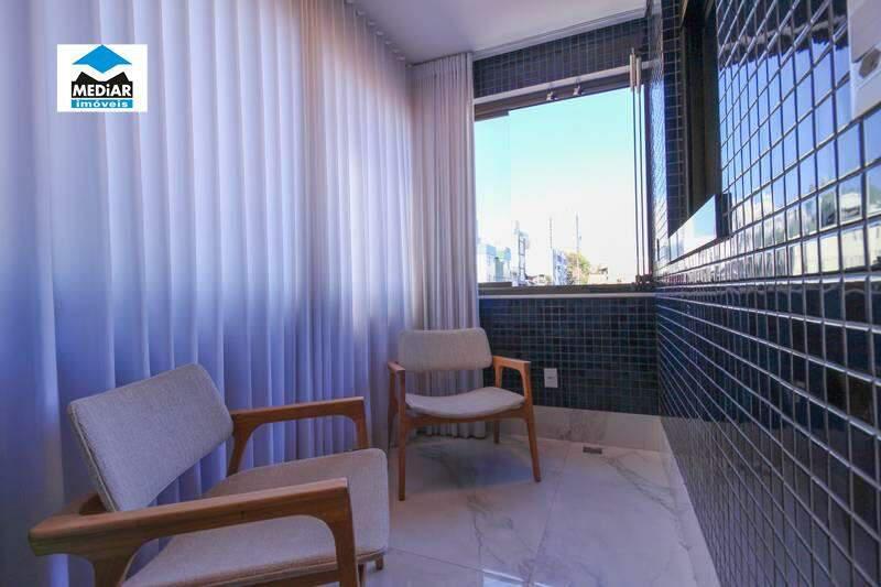 Cobertura, Sagrada Família, 3 Quartos, 4 Vagas, 2 Suítes