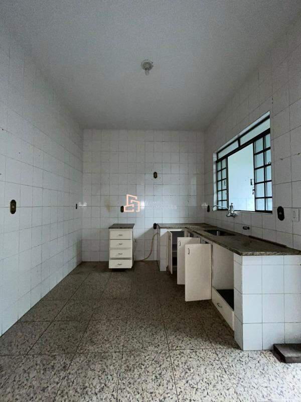 Casa, Parque Turistas, 2 Quartos, 1 Vaga