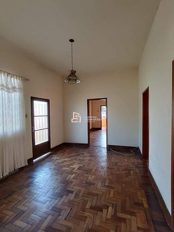 Casa Comercial, Centro, 5 Quartos, 5 Vagas, 1 Suíte