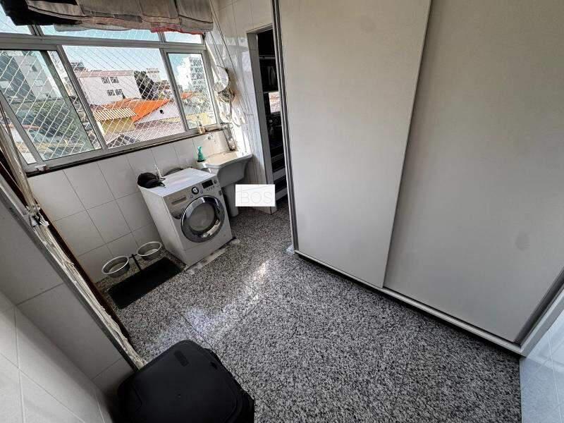 Apartamento, Sagrada Família, 3 Quartos, 2 Vagas, 1 Suíte