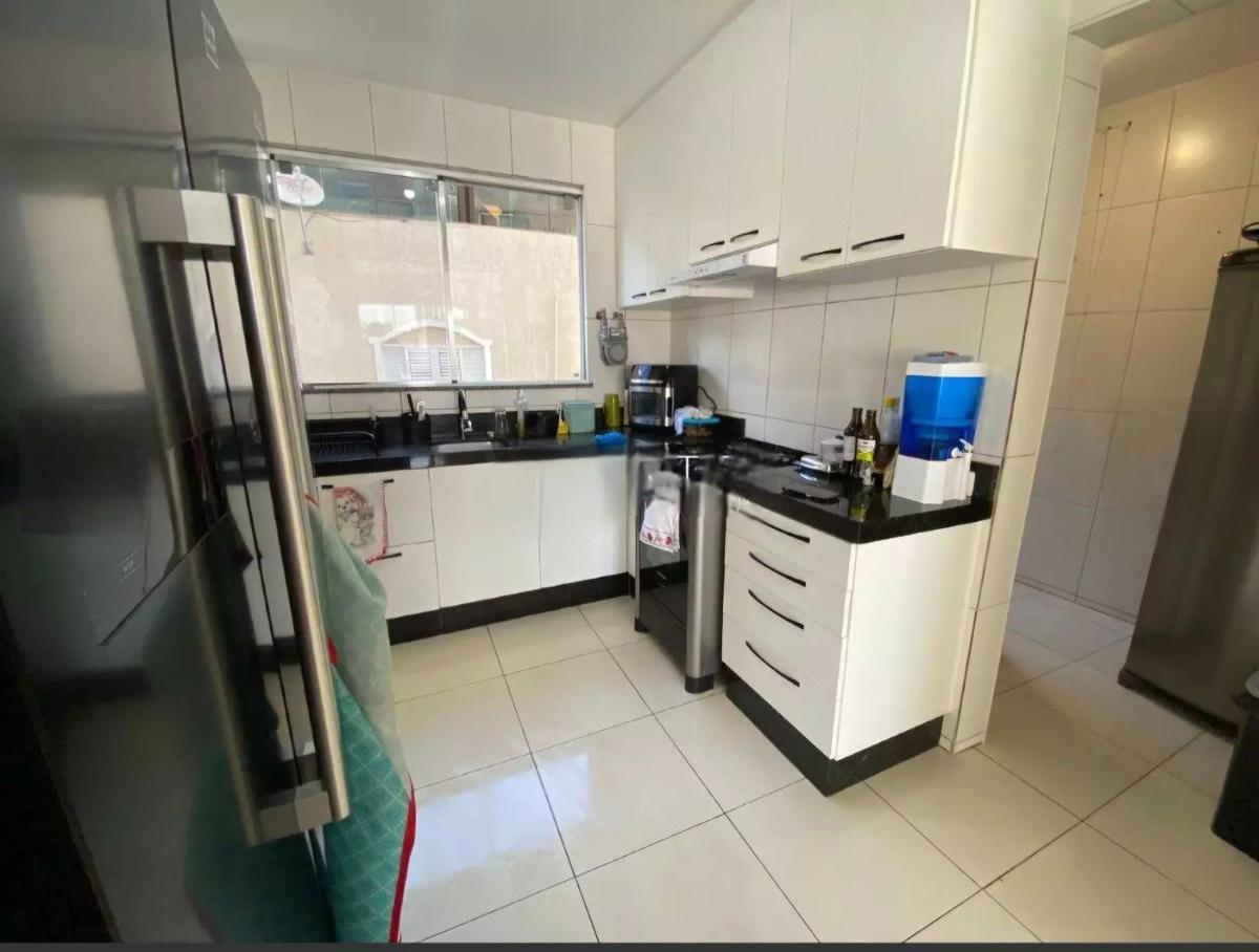 Apartamento, Sagrada Família, 3 Quartos, 1 Vaga, 1 Suíte