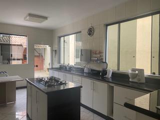 Casa, Parque Recreio, 4 Quartos, 4 Vagas, 2 Suítes